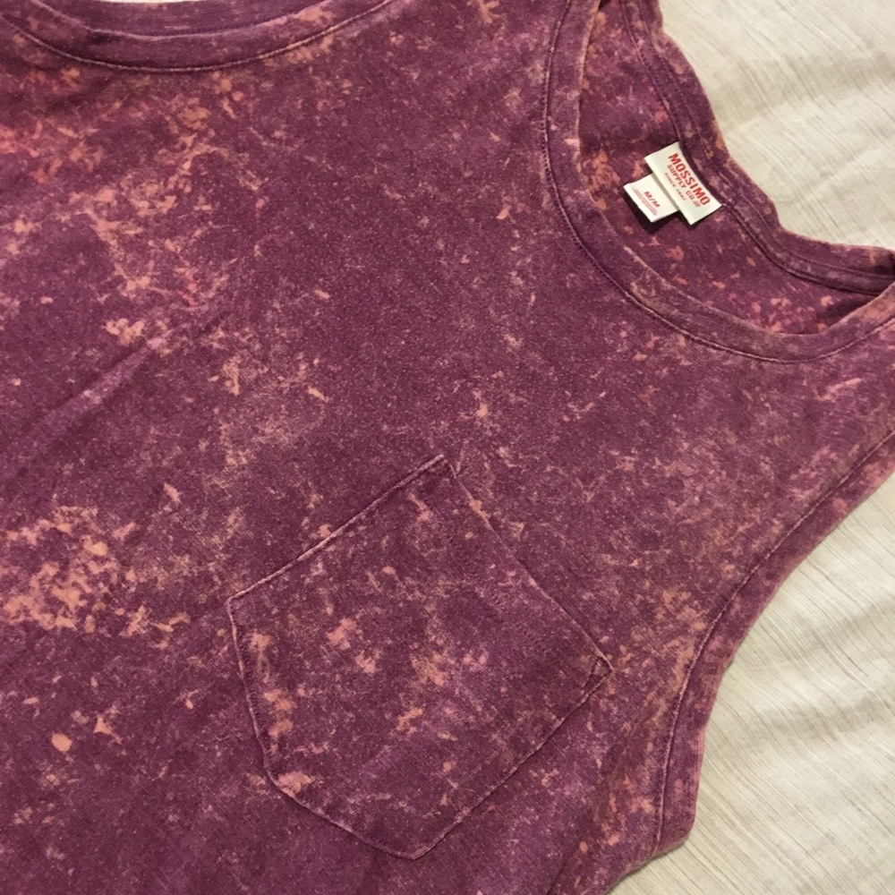 Multicolor tank